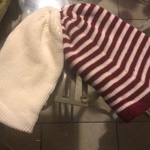 2pack of hats /beanies